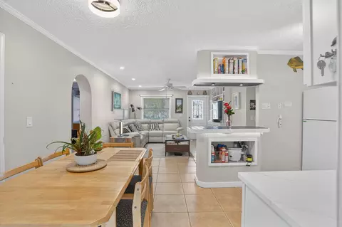 1206 Mohican Blvd, Jupiter, FL 33458 photo 9