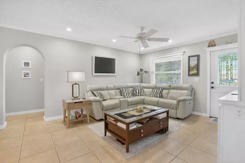 1206 Mohican Blvd, Jupiter, FL 33458 photo 5
