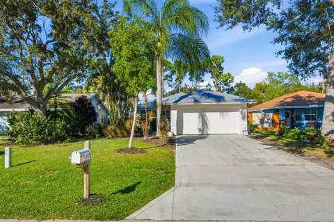 1105 Cherokee St, Jupiter, FL 33458