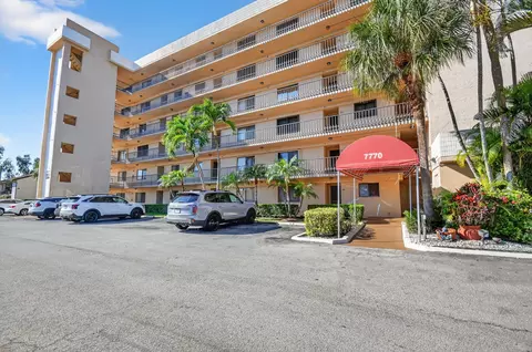 7770 Tahiti Ln #102, Lake Worth, FL 33467