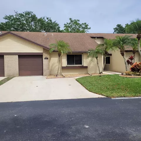 135 Meander Cir, Royal Palm Beach, FL 33411