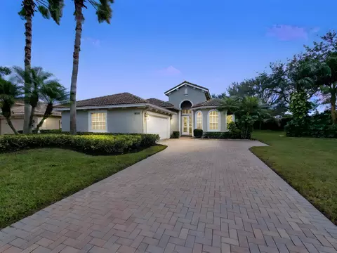 9222 Champions Way, Port St Lucie, FL 34987