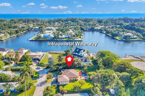 916 Roberts Rd, Delray Beach, FL 33483
