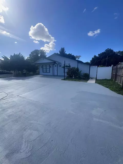 3825 Patio Ct #AB, Lake Worth, FL 33461