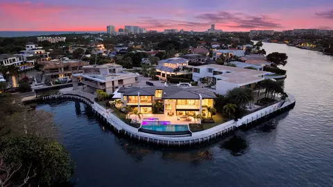 829 Orchid Dr, Boca Raton, FL 33432