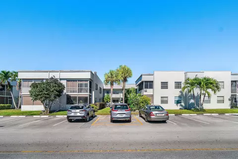 566 Flanders L #566, Delray Beach, FL 33484