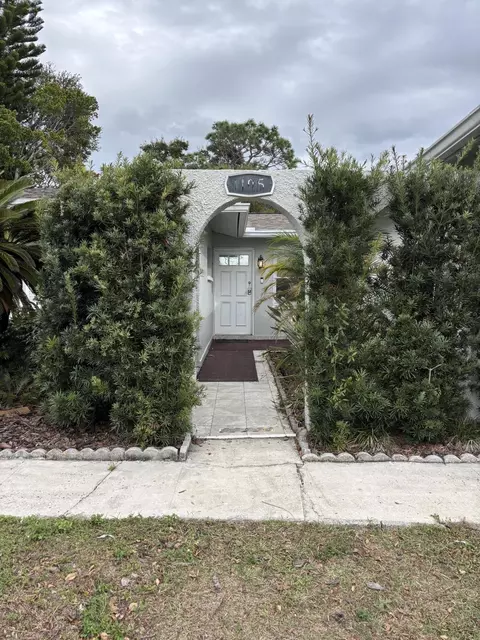 1105 1107 Amble Ln, Clearwater, FL 33755