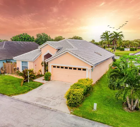 4135 Culpeper Ct, West Palm Beach, FL 33409