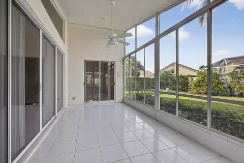 Exterior - 6375 Three Lakes Ln, Boynton Beach, FL 33437 photo 3 of 7