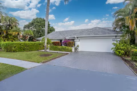 9476 El Clair Ranch Rd, Boynton Beach, FL 33437