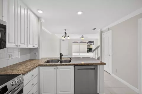 4118 Parkside Dr, Jupiter, FL 33458 photo 11