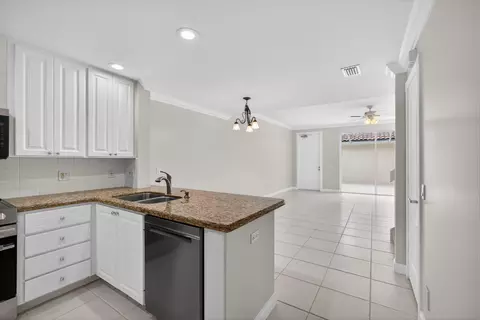 4118 Parkside Dr, Jupiter, FL 33458 photo 7