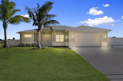 3834 NE Barbara Dr, Jensen Beach, FL 34957