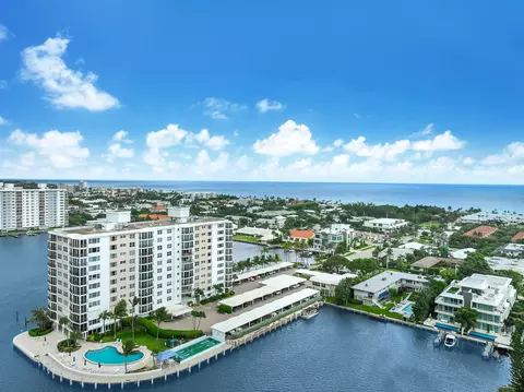 400 Seasage Dr #204, Delray Beach, FL 33483