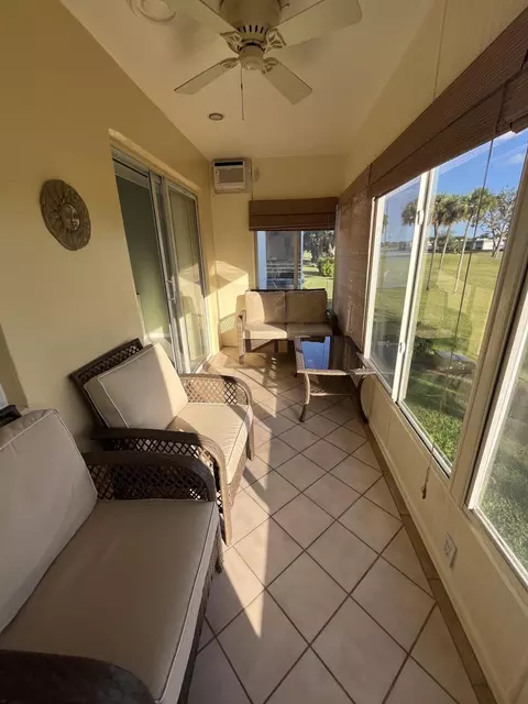 78 Normandy B, Delray Beach, FL 33484 photo 30