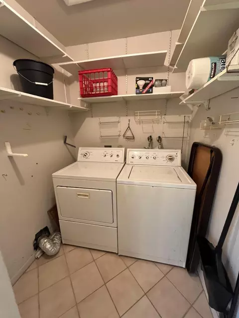 78 Normandy B, Delray Beach, FL 33484 photo 29