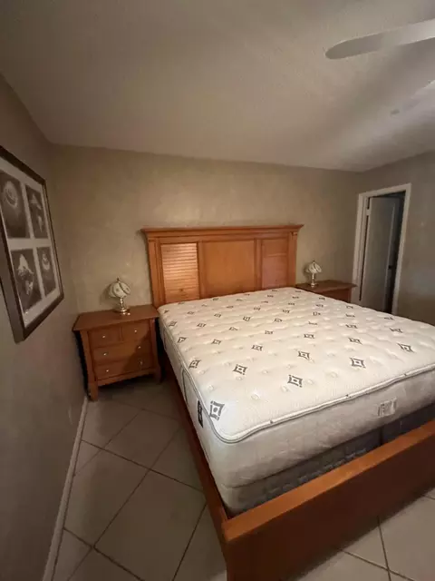 78 Normandy B, Delray Beach, FL 33484 photo 18