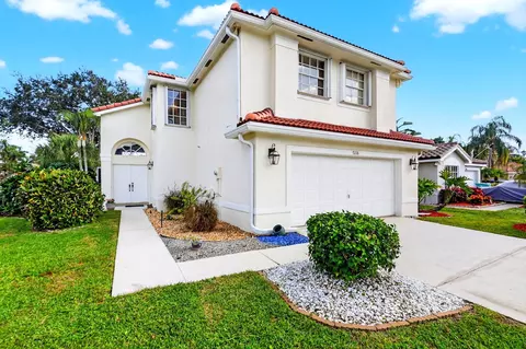 7218 Norwich Ln, Boynton Beach, FL 33436