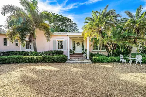 1202 N Swinton Ave, Delray Beach, FL 33444