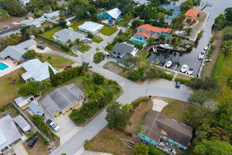 771 NW Sunset Dr, Stuart, FL 34994 photo 9