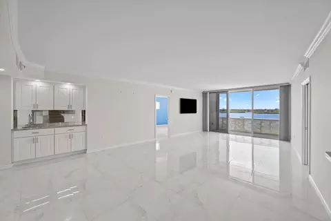 2760 S Ocean Blvd #517, Palm Beach, FL 33480