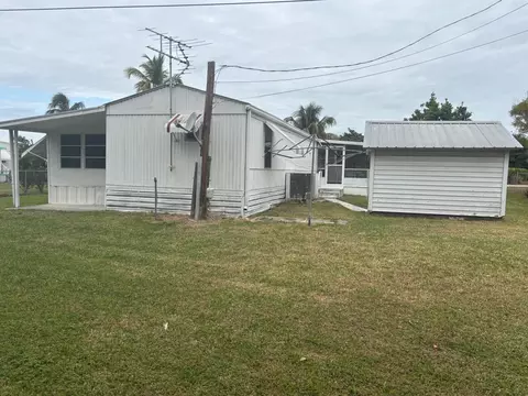 152 NE 15th Ter, Stuart, FL 34994 photo 6