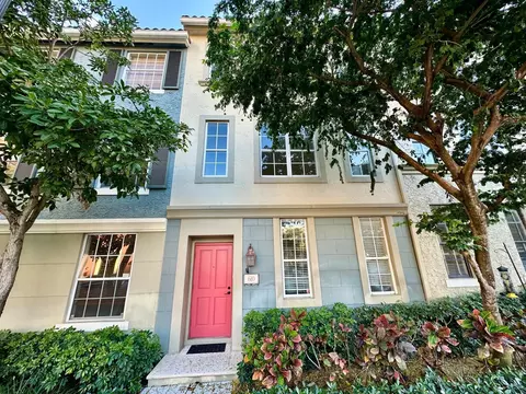 610 Fern St, West Palm Beach, FL 33401