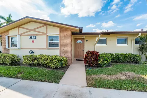 2842 Crosley Dr W #D, West Palm Beach, FL 33415