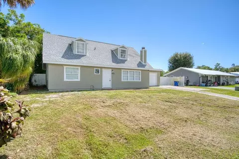 5431 SE Grafton Ave, Stuart, FL 34997 photo 2