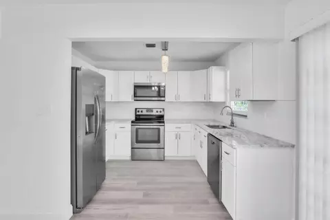 5431 SE Grafton Ave, Stuart, FL 34997 photo 6