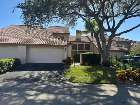 23335 Water Cir, Boca Raton, FL 33486