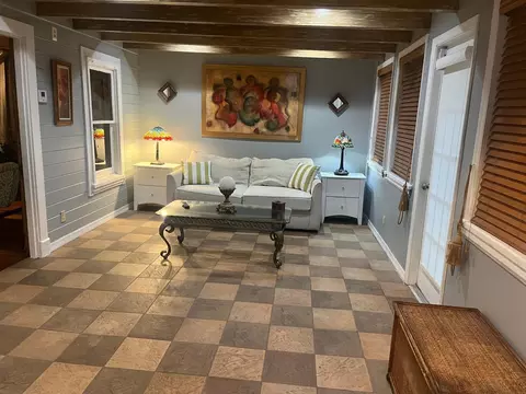 1016 N E St, FL 33460