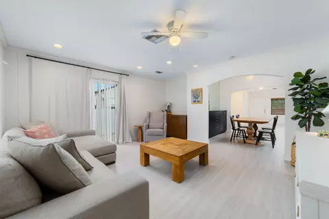 719 Valley Forge Rd, West Palm Beach, FL 33405