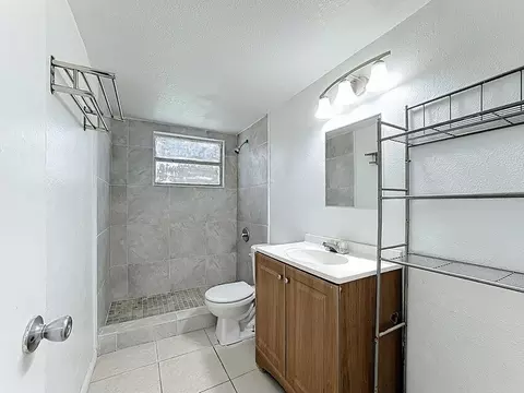 Bath - 694 Michigan Court, Saint Cloud, FL 34769 photo 1 of 1