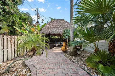 443 Beacon St, Tequesta, FL 33469 photo 22