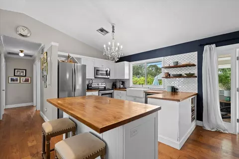 443 Beacon St, Tequesta, FL 33469 photo 7