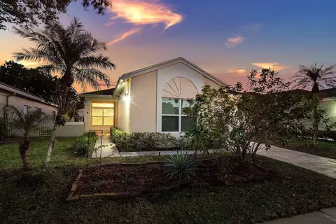 7612 Mansfield Hollow Rd, Delray Beach, FL 33446