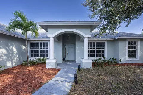 4501 SW Athena Dr, Port Saint Lucie, FL 34953
