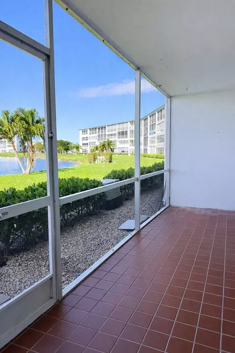 1071 Exeter D, Boca Raton, FL 33434 photo 11