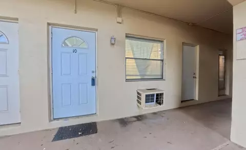 2621 Grant St #10A, Hollywood, FL 33020