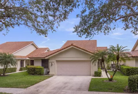 2855 Eagle Ln, West Palm Beach, FL 33409