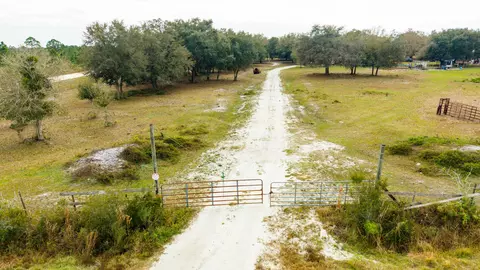 View/Area - 16112 NW 276th St, Okeechobee, FL 34972 photo 2 of 6