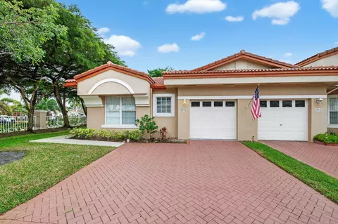 9910 Malvern Dr, Tamarac, FL 33321