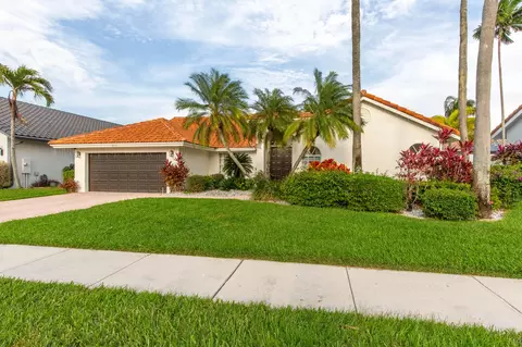 6155 Golf Villas Dr, Boynton Beach, FL 33437