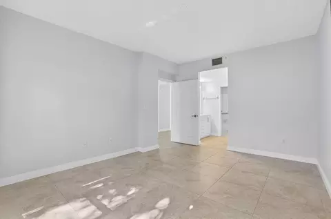 800 Uno Lago Dr #102, Juno Beach, FL 33408 photo 21
