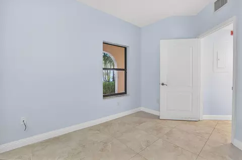 800 Uno Lago Dr #102, Juno Beach, FL 33408 photo 33