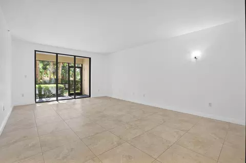 800 Uno Lago Dr #102, Juno Beach, FL 33408 photo 15
