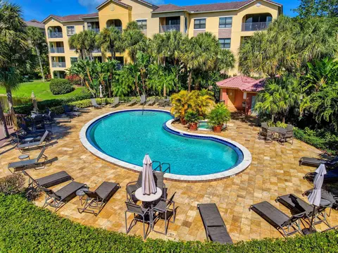 800 Uno Lago Dr #102, Juno Beach, FL 33408 photo 40