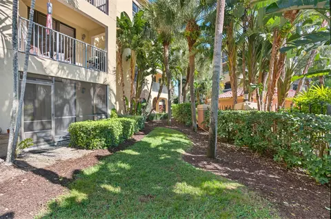 800 Uno Lago Dr #102, Juno Beach, FL 33408 photo 37