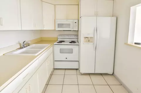 164 Andover G, West Palm Beach, FL 33417